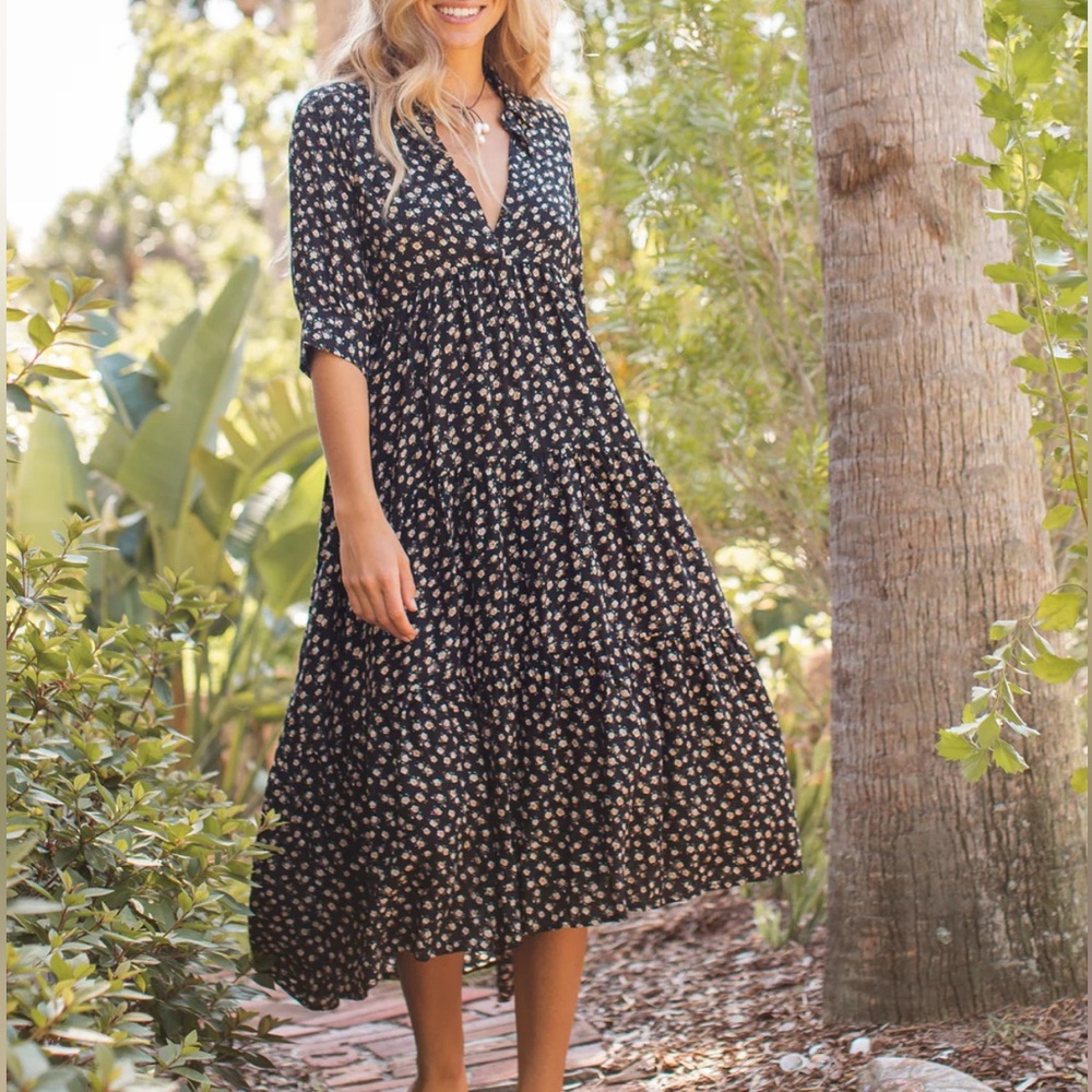 Natural Life Rebecca Midi Dress | Floral Black and White Midi Dress size XS